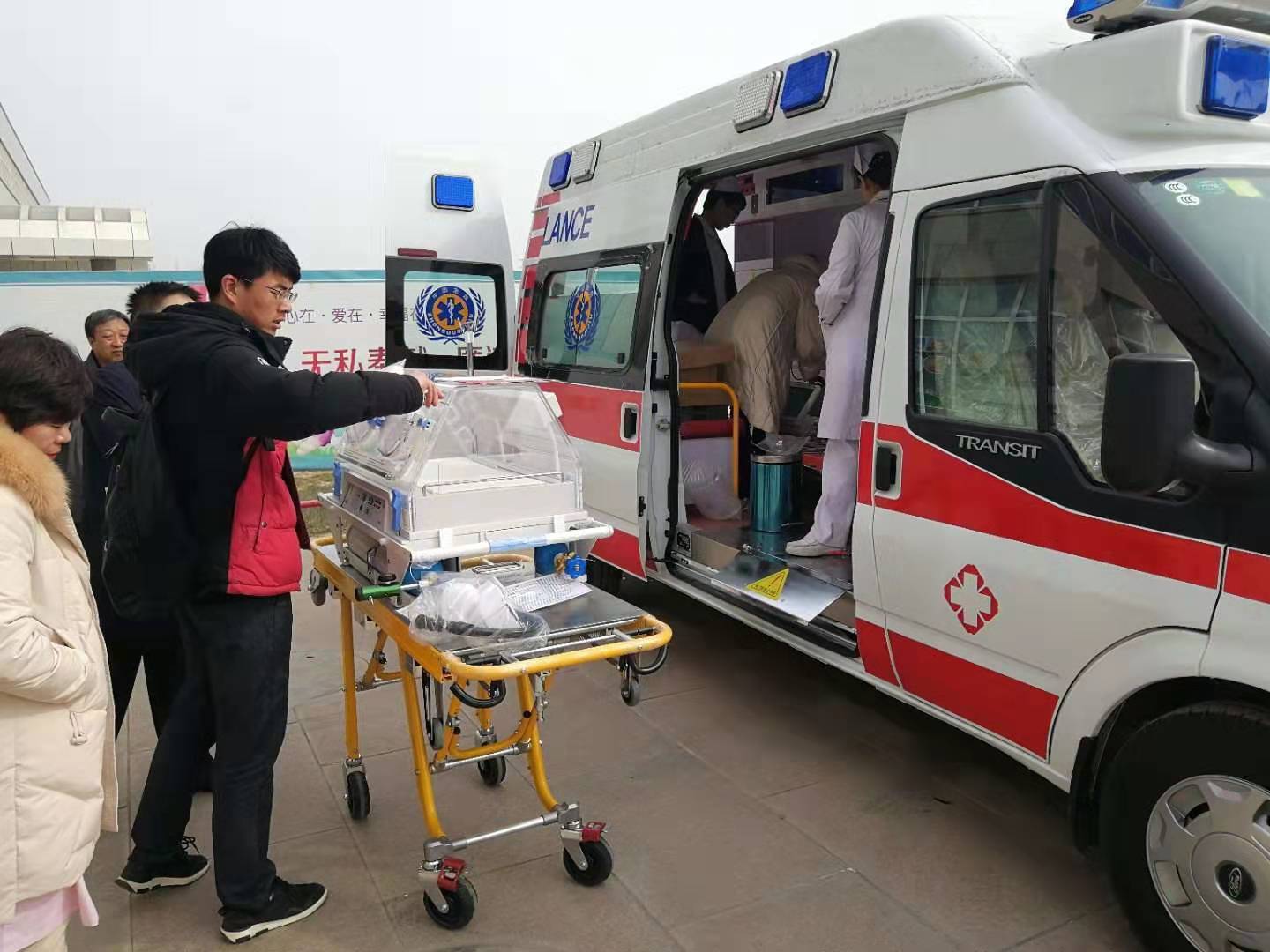 兴山县救护车转院